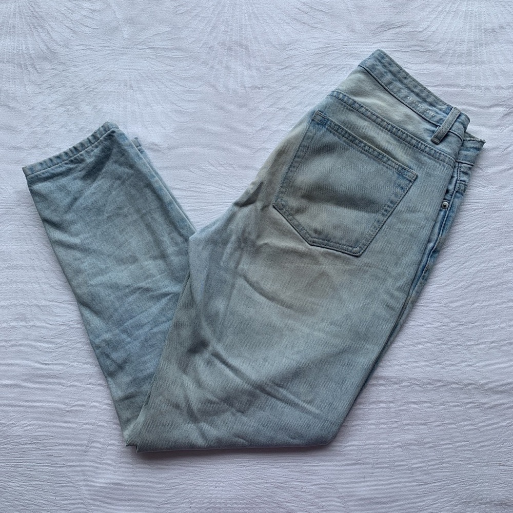 ASSEMBLY LABEL | High Waist Rigid Jeans - Picture 4 of 10